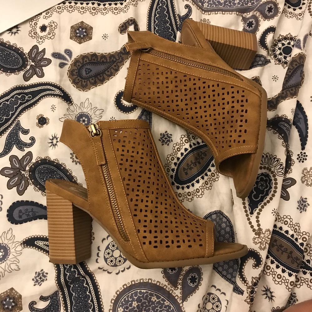 Brown heels